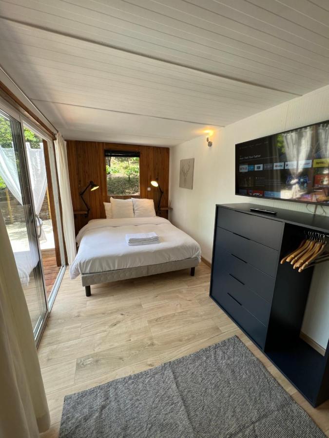 Superbe Cabane Jacuzzi Jardin Clim Wifi Parking Meyreuil Dış mekan fotoğraf